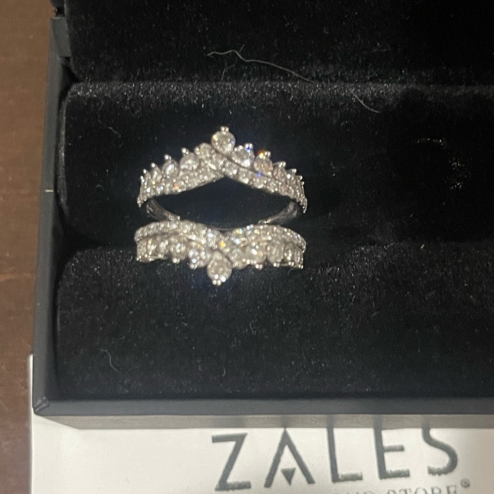 Zales Silver Tiara Ring Set with Sparkling Stones 1 1/4 CCTW